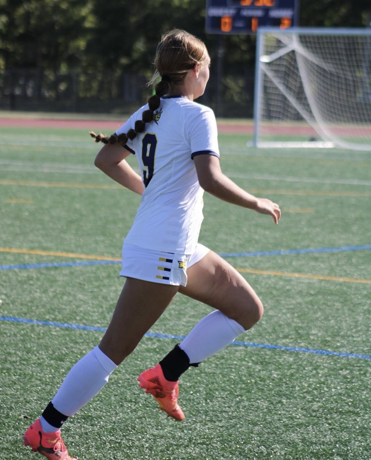 Dukes fall 1-0 to Roadrunners