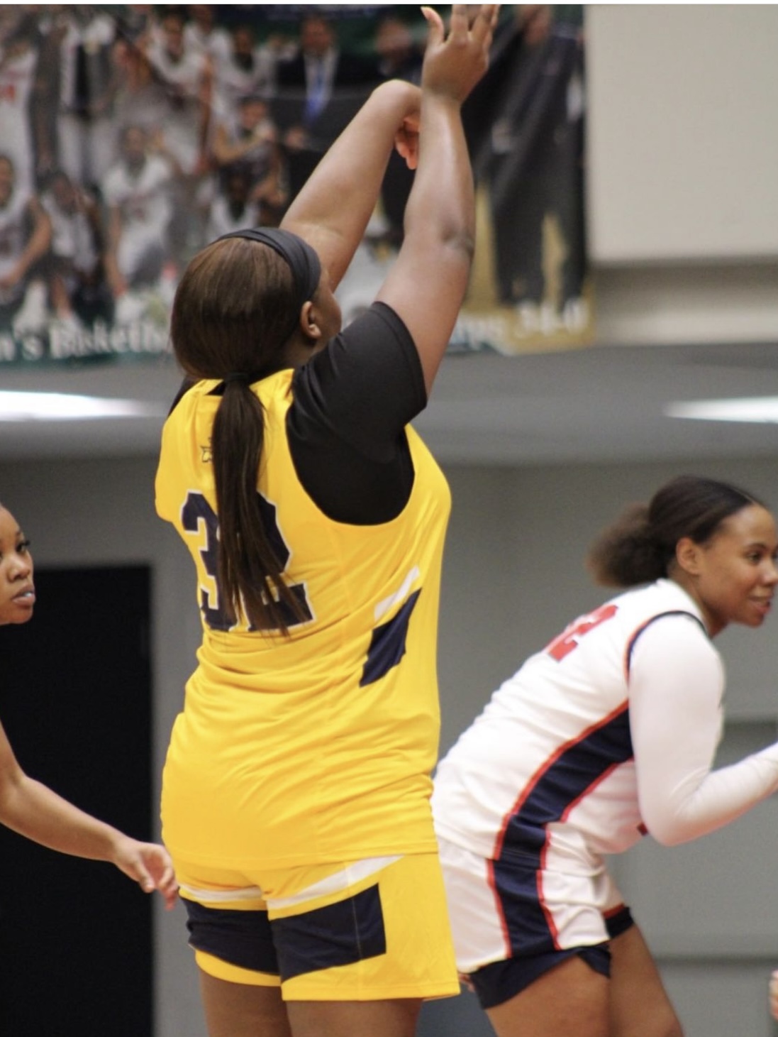 Womens Basketball falls to Montgomery County